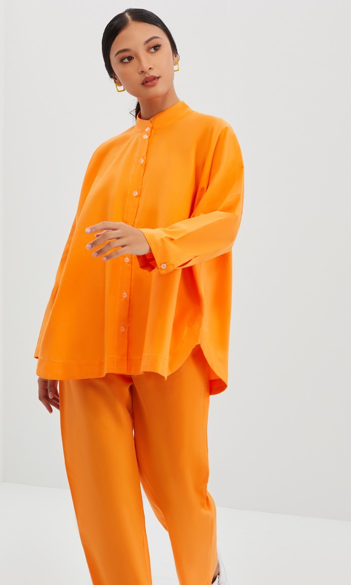 Geanna Set in Amber Orange